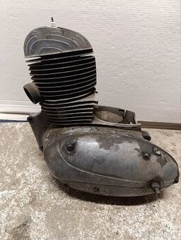 Jawa pérák motor