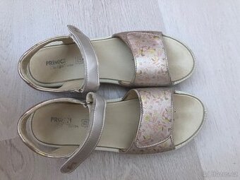 Prodám letní sandály Primigi