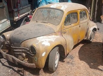 Renault 4 CV