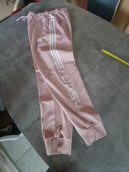 Starorůžové tepláky vel.M