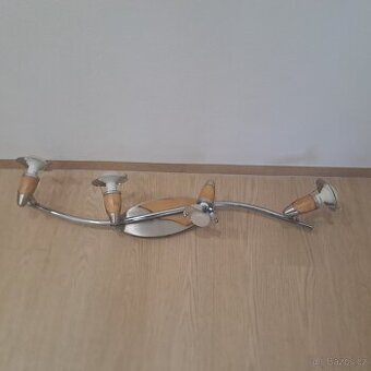 Nástěnné nebo stropní bodové svítidlo