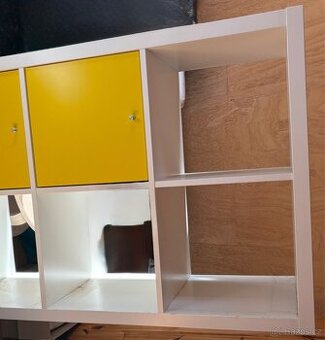 Police Ikea Kallax vložka s dvířka 2ks