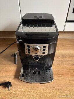 DeLonghi Magnifica S (automatický kávovar)