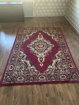 Koberec perský vzor