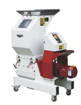 Pomaloběžný mlýn pro drcení plastových materiálů