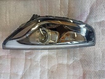 Levý přední světlomet Hyundai IX35 lift Xenon + LED