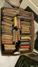 Knihy z let 1890 až 1930 - soubor 53 kusů