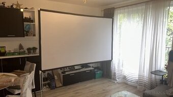 Nové plátno k projekci (2,30x1,30) - 1