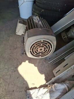Motor - 1