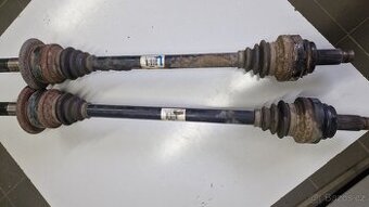 Zadní poloosa BMW f01 740XD 225 kW