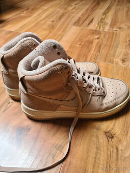 nike airforce kotník vel.39
