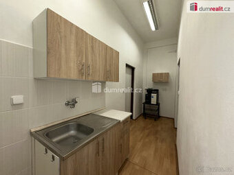Kancelářské prostry 225m2, Podivín
