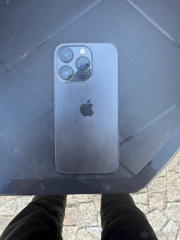 iPhone 14 Pro (128 GB) - Vesmírná černá