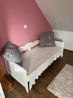 Postel/ sedačka s matrací z IKEA