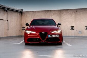 Alfa Romeo Giulia Veloce Ti Sport Q4