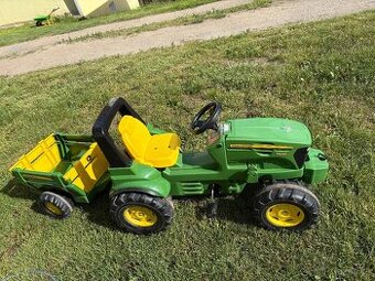 Dětský šlapací traktor John Deere