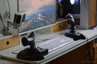 Letecký joystick Thrustmaster hontas x tflight