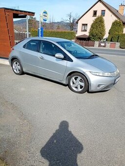 Honda civic 8g 2,2 ctdi
