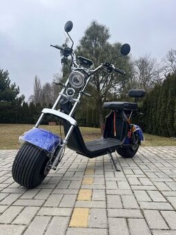 Elektro koloběžka pro dva