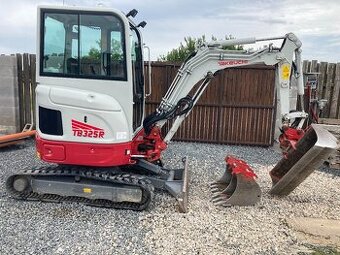 Bagr Takeuchi TB 325 R