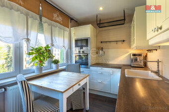 Prodej bytu 4+1, 73 m², Postoloprty, ul. Třebízského náměstí