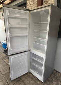 Lednice + mrazák Beko, nerez, 270l