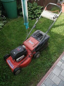 Husqvarna sekačka na trávu