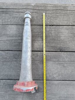 Nástavec na hydrant a hadici