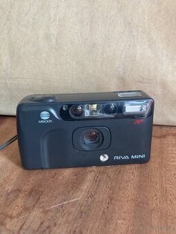 Minolta riva mini AF