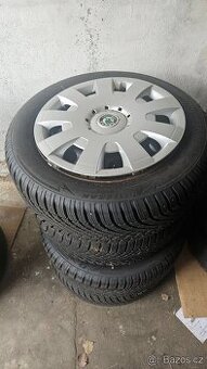 Sada plechovych disků rozteč 5x112 s zimní 205/55/16