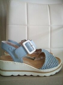 letní sandaly