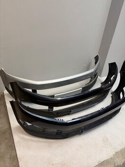 Přední nárazník-bez mřížek a příslušenství - Nový