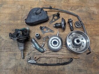 Díly motoru CBR900RR SC33