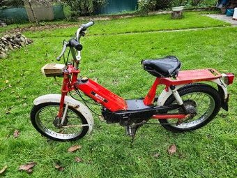 Babetta 207 s kartičkou, červená původní, úzká řídítka 6.