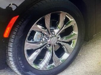Chrysler Pacifica Alu disky 20'