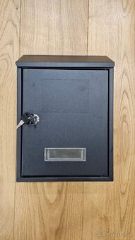 Poštovní schránka ve výborném stavu