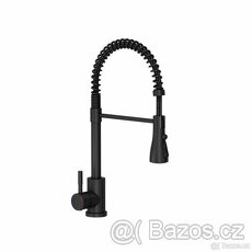 Dřezová baterie černá se sprškou
