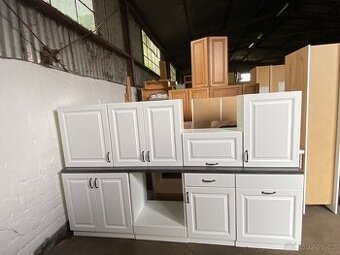 Nepoužitá kuchyně - na skladě