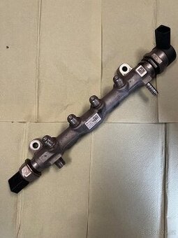 Vstřikovací lišta, 04L 130 089 D