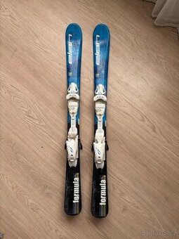 Lyže 110, helma 5-7 let