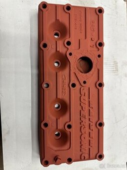 Hlava motoru Jeep Willys