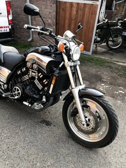 Yamaha V-Max 1200 V-Boost - 1