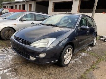 Ford Focus jako celek na ND