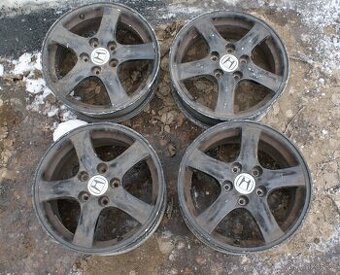 R16 alu kola 5x114,3 5x114 Honda případně jiné vozy 5x114