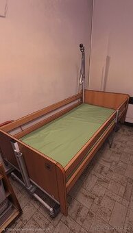 Zdravotni elektrická polohovací  postel