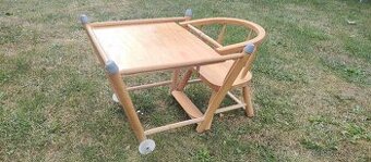 Dětská dřevěná židlička