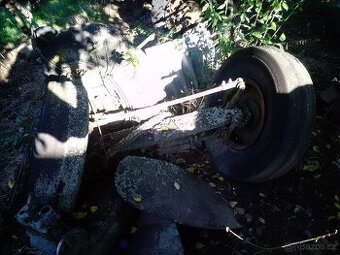 Náprava, nápravy asi z Robura