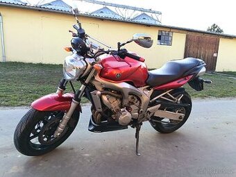 Yamaha FZ 600