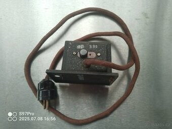 Starý měnič napětí 120-220 nebo 220-120