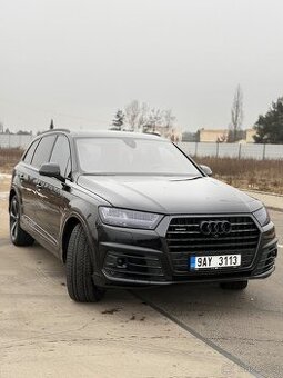 Audi Q7 S-line